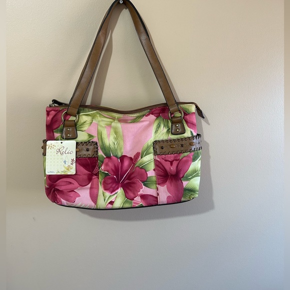 NWT RELIC BY FOSSIL FLORAL SHOULDER BAG WITH LEATHER TRIMS - Picture 2 of 9